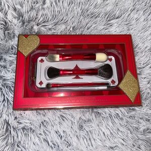 Estée Lauder clean sweep makeup brush set